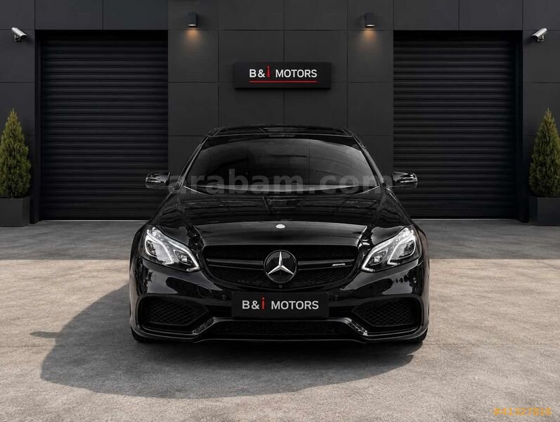 Galeriden Mercedes - Benz E 63 AMG 2015 Model İstanbul 175.000 km Siyah