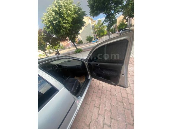 Sahibinden Volkswagen Golf 1.6 Basic 1999 Model 