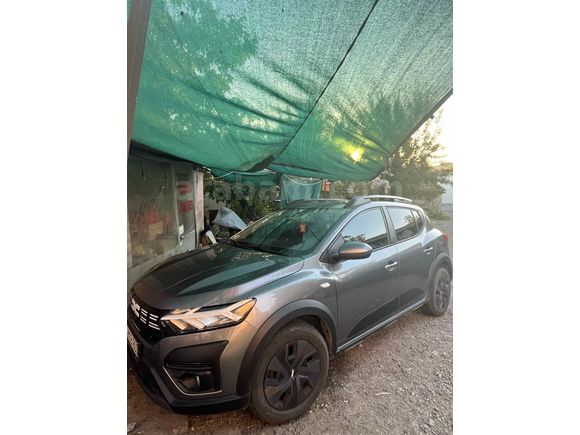 Sahibinden Dacia Sandero 1.0 Stepway 2024 Model 
