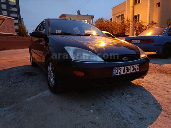 Sahibinden Ford Focus 1.6 Ghia 2000 Model