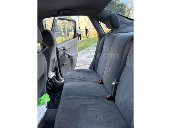 Sahibinden Ford Focus 1.6 Ambiente 2000 Model