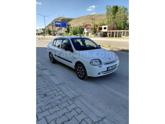 Memurdan değişensiz Renault Clio 1.4 RNA 2000 Model 187 binde