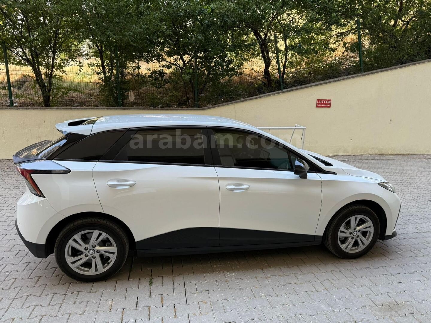 Sahibinden MG MG4 Comfort 2023 Model Sinop 70.000 km Beyaz 4