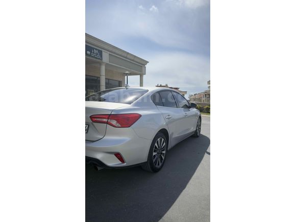 Sahibinden Ford Focus 1.5 TDCi Titanium X 2024 Model 