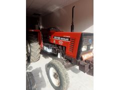 Levent Galeri den 2000 model satılık New Holland 55-56 traktör