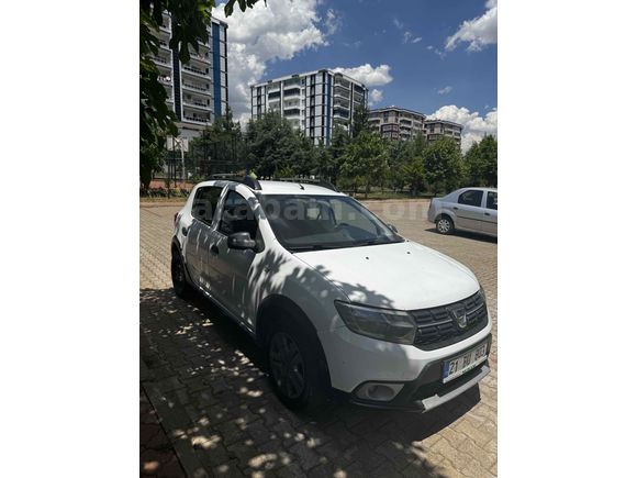 Sahibinden Dacia Sandero 1.5 dCi Stepway 2017 Model 