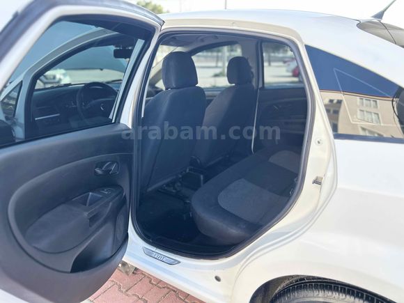 Galeriden Fiat Linea 1.3 Multijet Pop 2015 Model Burdur
