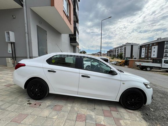 TEMİZ KULLANILMIŞ AİLE ARACI 2017 MODEL C-ELYSEE 1.6HDİ 