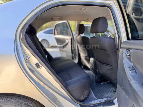 2006 TOYOTA COROLLA 1.4D-4D 178.000 KM