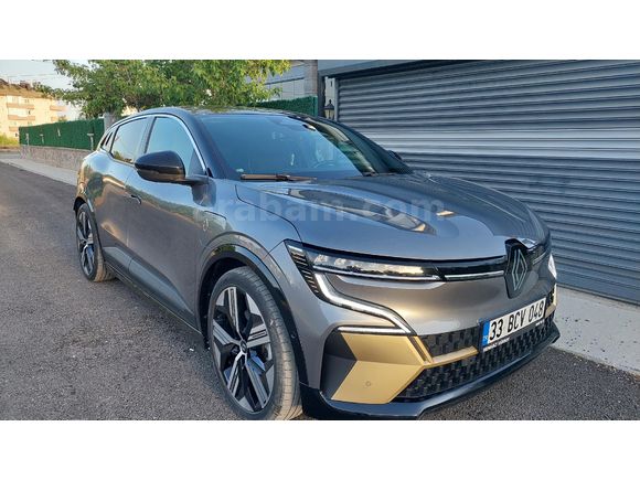 2024 Renault Megane E-Tech Iconic 30 bin km de