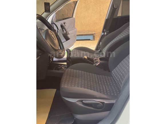 Sahibinden Renault Megane 1.6 Authentique 2008 Model 