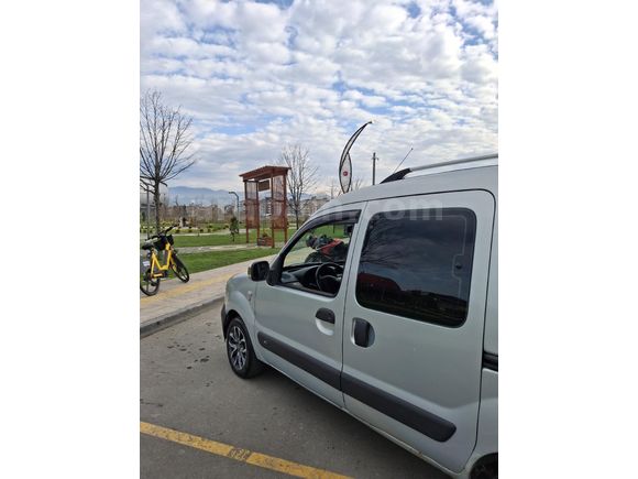Sahibinden Renault Kangoo 1.5 dCi Expression 2006 Model  327.000 km Gri (metalik)