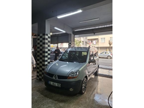Sahibinden Renault Kangoo 1.5 dCi Expression 2006 Model  327.000 km Gri (metalik)
