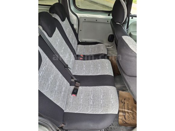 Sahibinden Renault Kangoo 1.5 dCi Expression 2006 Model  327.000 km Gri (metalik)
