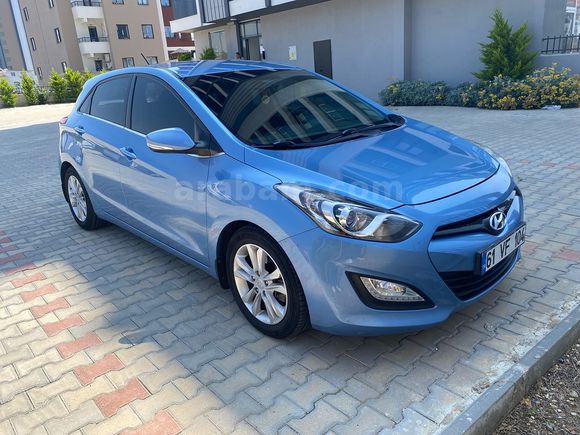 Hatasız-Boyasız Hyundai i30 1.6 CRDi Style 2012 Model 