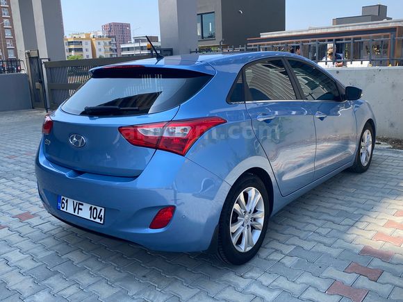 Hatasız-Boyasız Hyundai i30 1.6 CRDi Style 2012 Model 