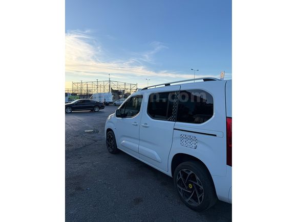 Sahibinden Opel Combo lıfe 1.5 CDTI Enjoy Style 2020 Model 