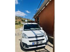 Sahibinden Citroen Berlingo 1.6 HDi Selection 2017 Model  145.000 km Beyaz