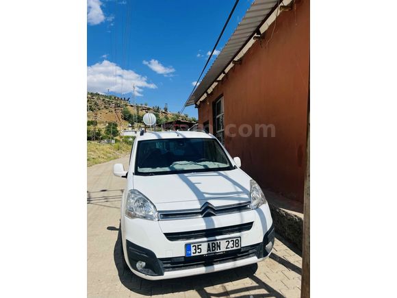 Sahibinden Citroen Berlingo 1.6 HDi Selection 2017 Model  145.000 km Beyaz