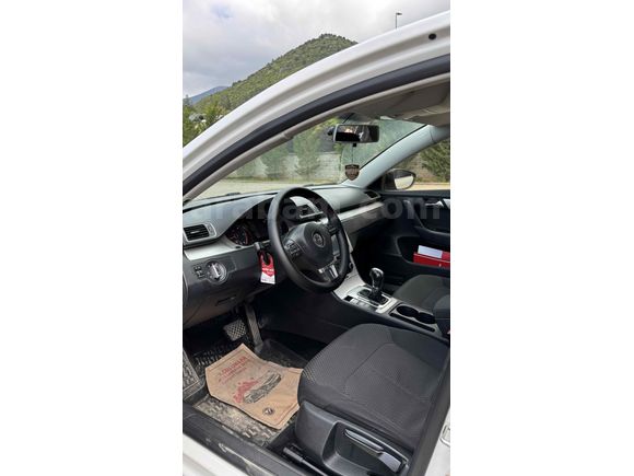 Sahibinden Volkswagen Passat 1.6 TDi BlueMotion 2013 Model 