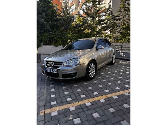 2.Sahibinden Jetta 1.4 TSi Comfortline  
