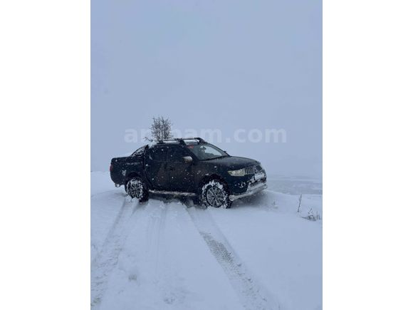 Sahibinden Mitsubishi L 200 4x4 Intense 2012 Model 