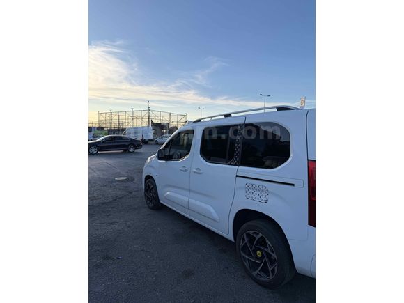 Sahibinden Opel Combo 1.5 CDTI Enjoy Style 2020 Model 