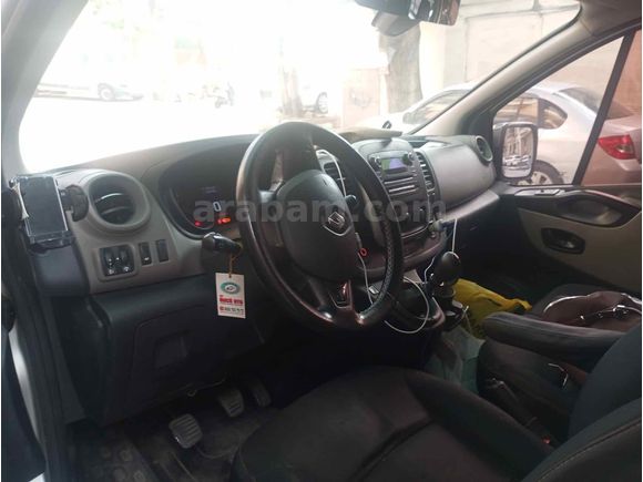Galeriden Renault Trafic Passenger 1.6 dCi İzmir