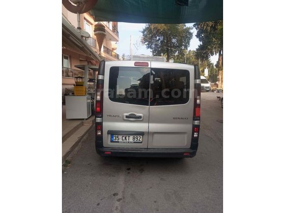 Galeriden Renault Trafic Passenger 1.6 dCi İzmir