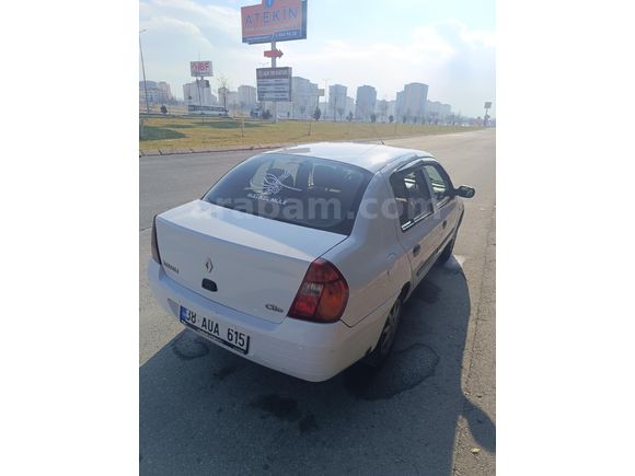 Sahibinden Renault Clio 1.4 2001 Model Klimali
