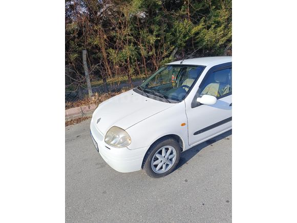 Sahibinden Renault Clio 1.4 2001 Model Klimali