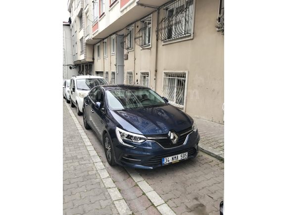 Sahibinden Renault Megane 1.3 TCe Touch 2023 Model