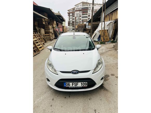 Sahibinden Ford Fiesta 1.4 TDCi Titanium 2012 Model 