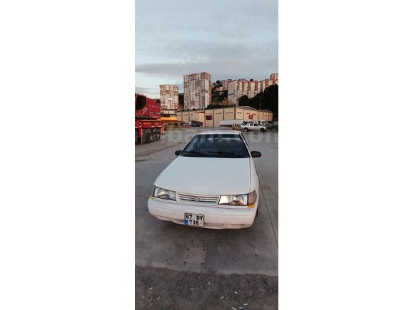 Sahibinden Hyundai Excel 1.5 GLS 1993 Model  198.000 km Beyaz