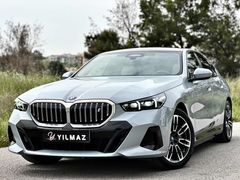 2024 BMW i5 eDrive40 M Sport Brooklyn Grey İçi Fildişi BOYASIZ