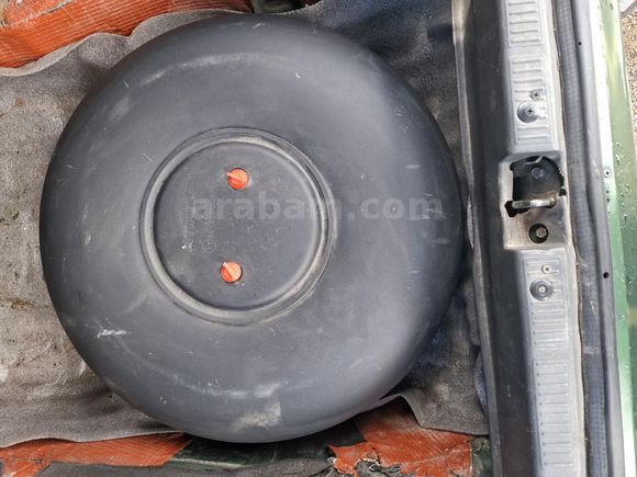 Motorsiklet hatta bisiklet parasına klimalı otomobil - Proton 416 Glxi Persona