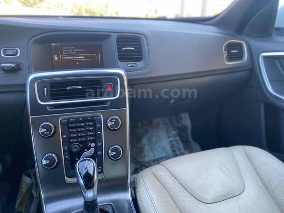 Sahibinden Volvo S60 1.6 D Advance 2013 Model 