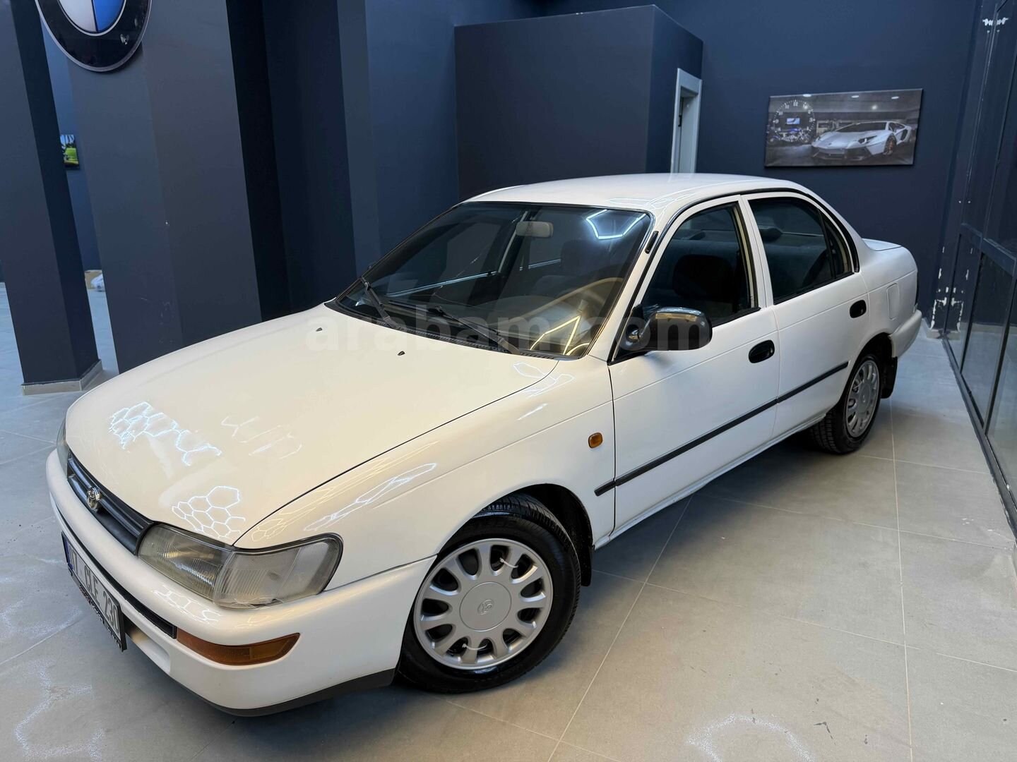 Galeriden Toyota Corolla 1.6 GLi 1998 Model Antalya 305.000 km Beyaz 6