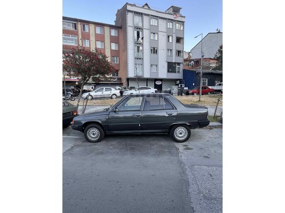 Muhcar Motors’tan Renault R 9 1.4 Broadway 1987 Model İstanbul