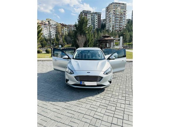 Sahibinden Ford Focus 1.5 TDCi Titanium 2021 çıkışlı 