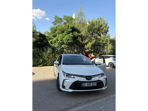 Sahibinden Toyota Corolla 1.8 Hybrid Flame X-Pack 2020 Model 