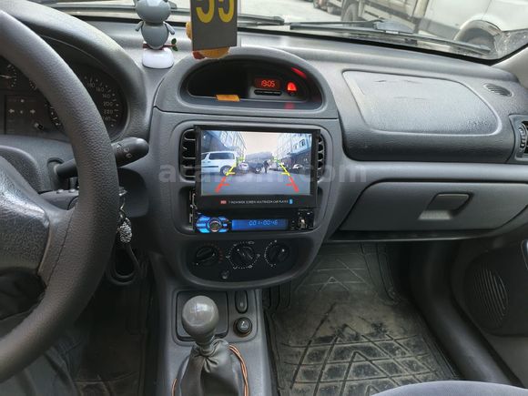 Sahibinden Renault Clio 1.4 RTA 2000 Model