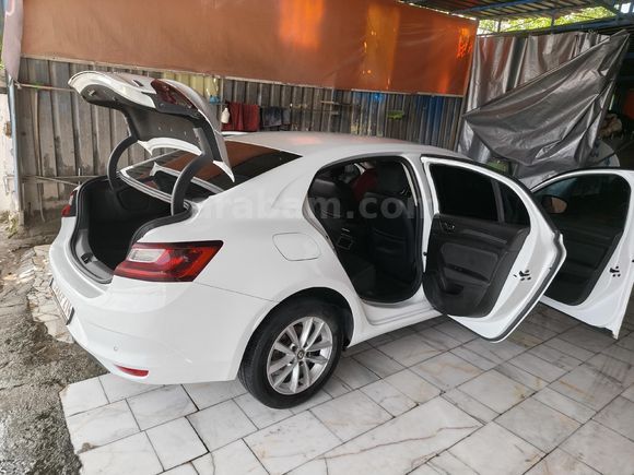 Sahibinden Renault Megane 1.5 dCi Touch 2018 Model Aydın