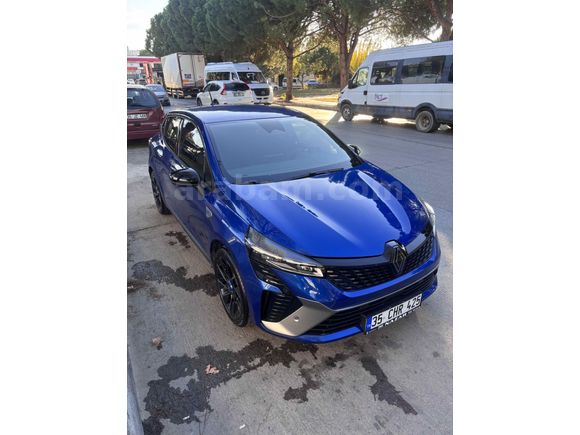 Sahibinden Renault Clio 1.0 TCe Techno Esprit Alpine 2024 Model İzmir