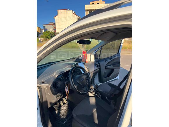OTOMOBİL RUHSATLI FORD COURİER 