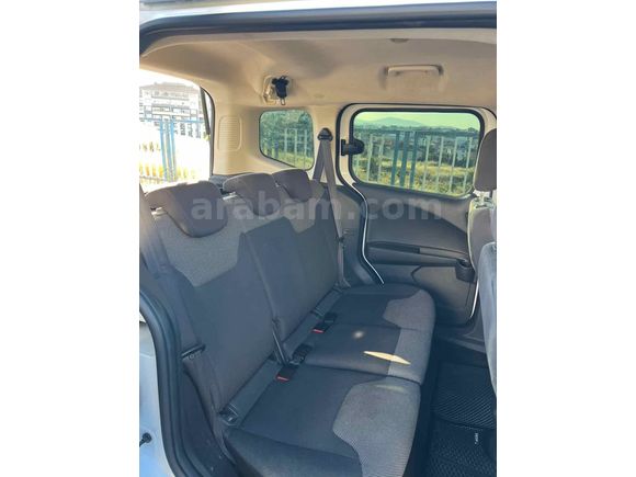 OTOMOBİL RUHSATLI FORD COURİER 