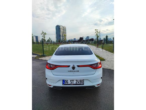 Sahibinden Renault Megane 1.3 TCe Touch 2023 Model