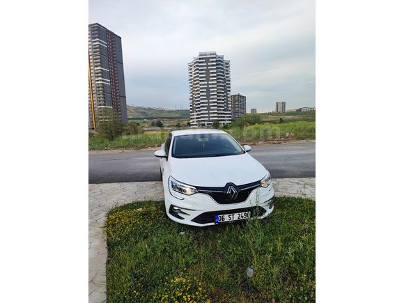 Sahibinden Renault Megane 1.3 TCe Touch 2023 Model