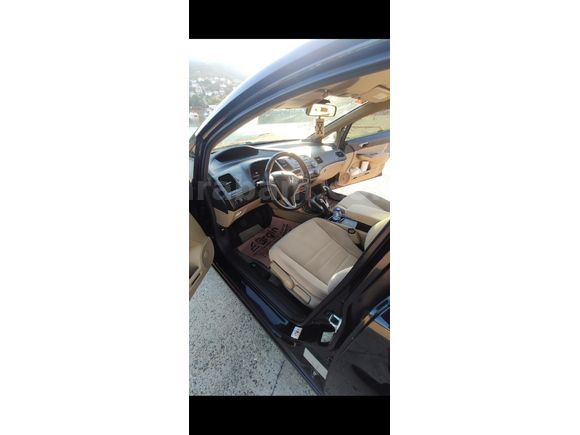 Sahibinden Honda Civic 1.6i VTEC Premium 2009 Model