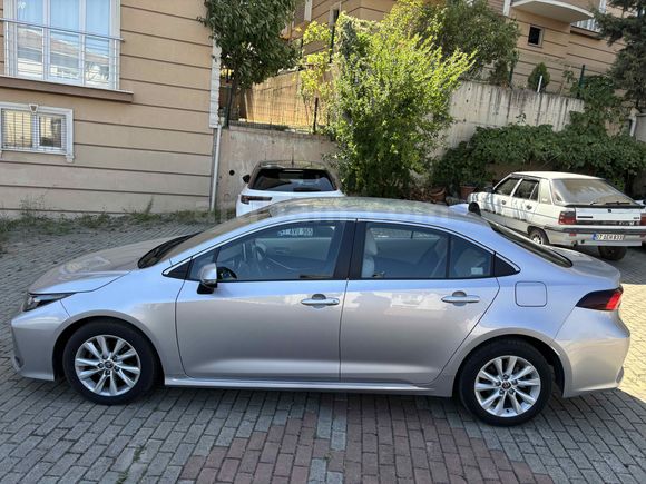 Sahibinden Toyota Corolla 1.5 Dream 2024 Model 